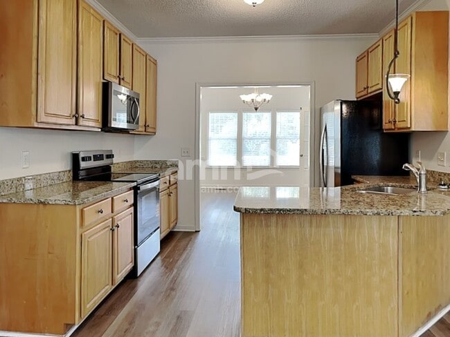 Photo - 8505 Rockcliff Rd