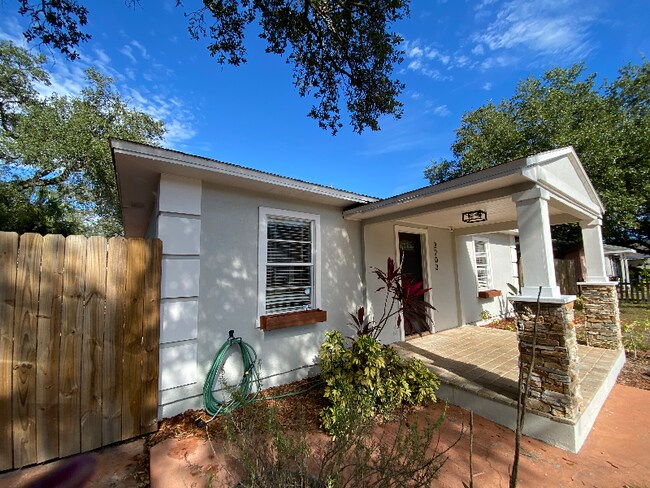 Photo - 3203 W Hartnett Ave