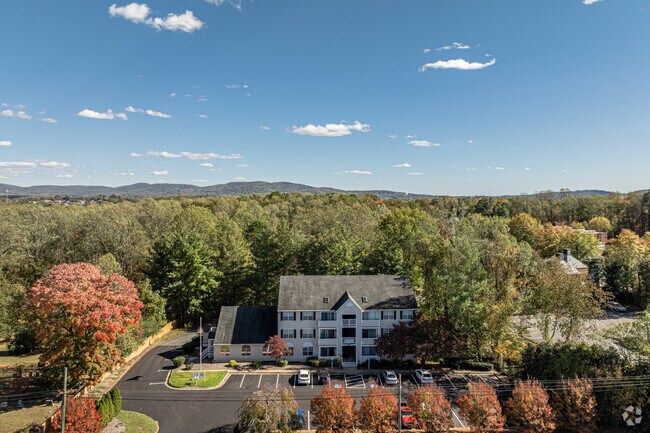 Photo - Woodlane Apartments