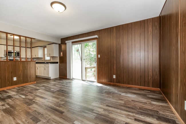 Photo - Comfortable 3 Bedroom Home in Independence