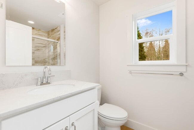 Photo - 16017 124th Ave NE