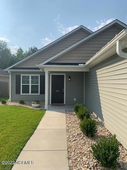 Photo - 216 Murdock Way