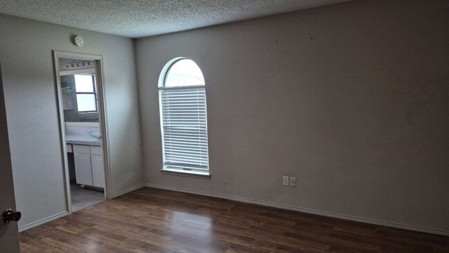 Photo - 7412 Barbara Ct