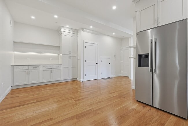 Photo - 53 Eddy St Unit 1