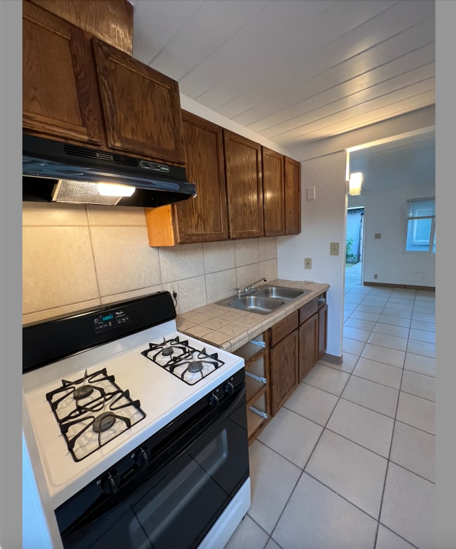 Photo - 929 S Thorne Ave