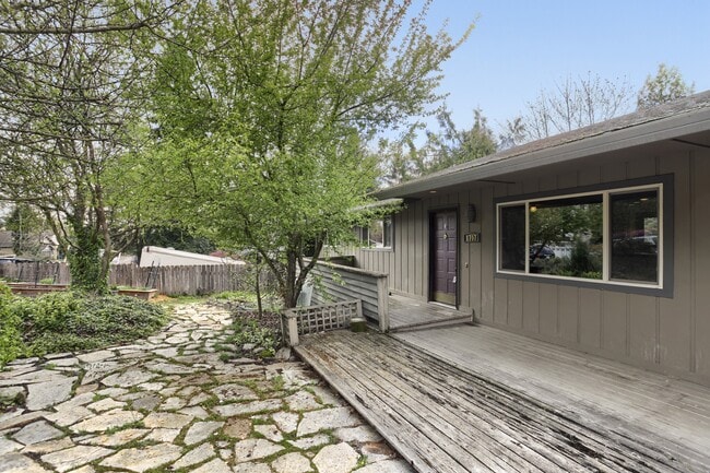 Photo - 1707 SW Binford Lake Pkwy