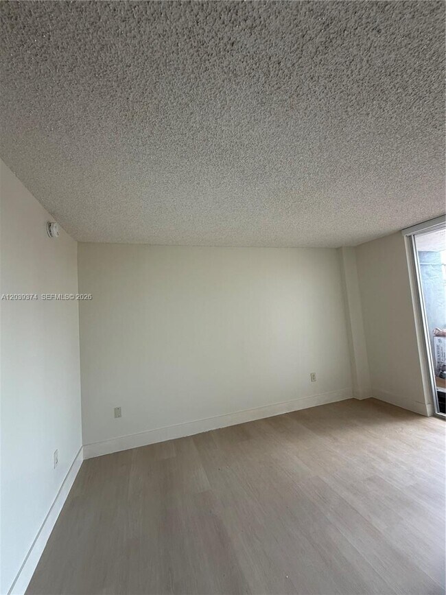 Photo - 1800 NW 24th Ave Unit 220