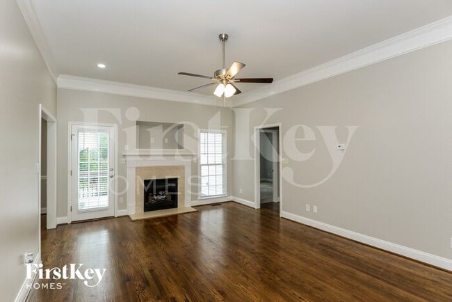 Photo - 209 Bennington Dr