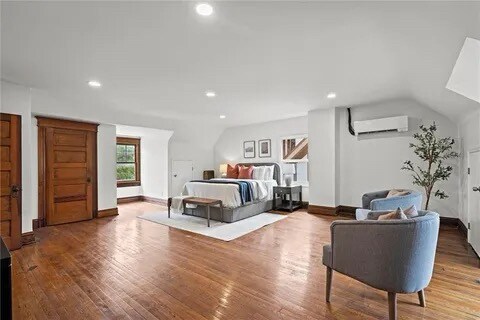 Photo - 3703 Pennsylvania Ave