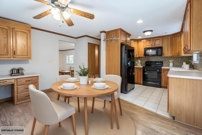 Photo - 38 Conestoga Way