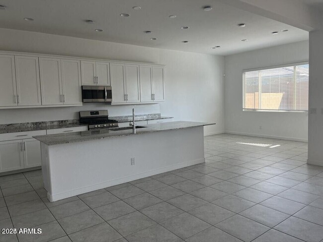 Photo - 4623 S 111th Dr