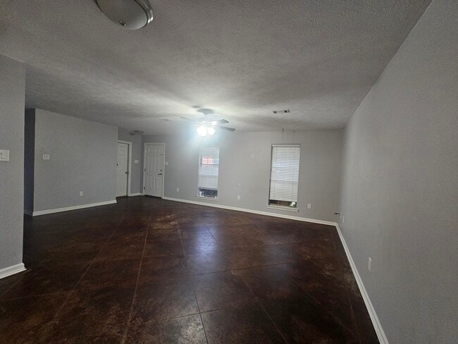 Photo - 4530 Graham Dr