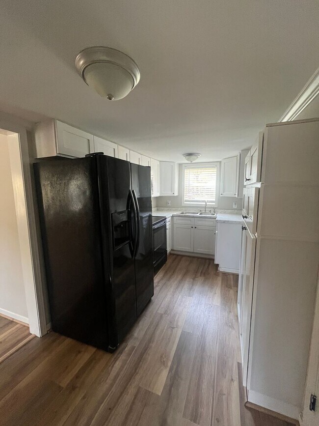 Photo - 177 Eastbrook Dr