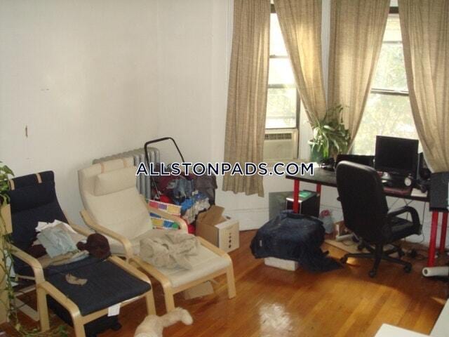 Building Photo - 1254 Commonwealth Ave Rental