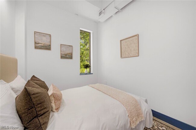 Photo - 14650 Detroit Ave Unit 708
