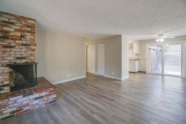 Quailwood Apartments