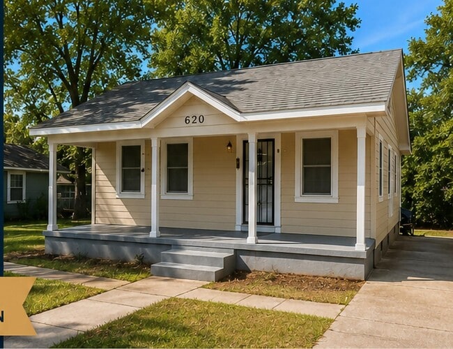 Photo - 620 Magnolia St