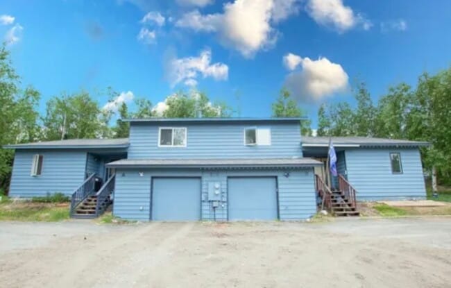 Building Photo - 210 E Spruce Ave Unit B