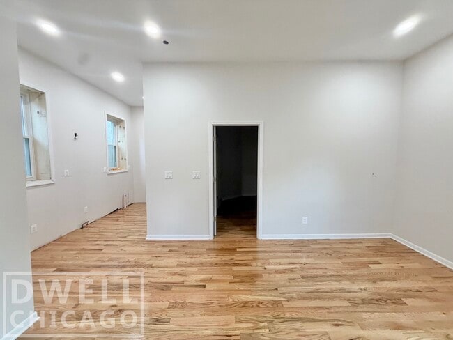 Building Photo - 1824 S Canalport Ave Unit 1