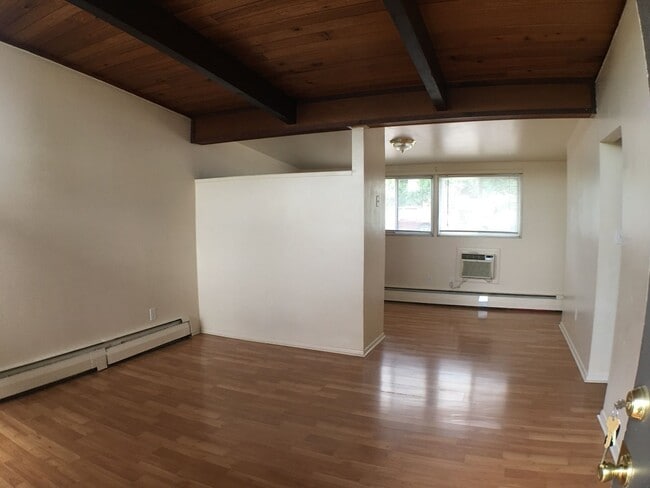 Building Photo - Seven Thirty, LLC (745) Unit 745 #2