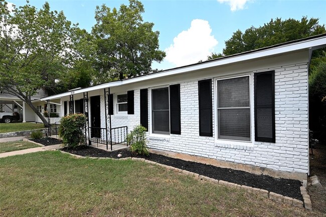 Photo - 2110 Westover Rd