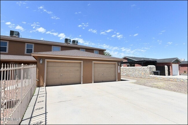 Photo - 1591 Hartsdale Dr