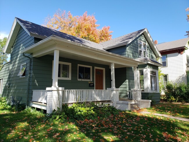 3 Bed 1 Bath Single Family Home in Wausau - 3 Bed 1 Bath Single Family Home in Wausau