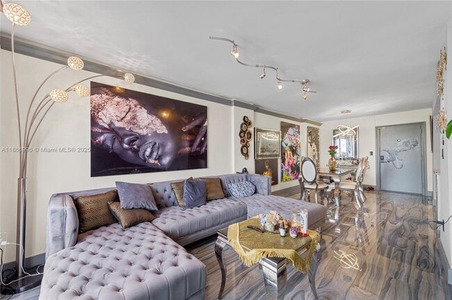 Photo - 1345 Lincoln Rd Unidad 1105