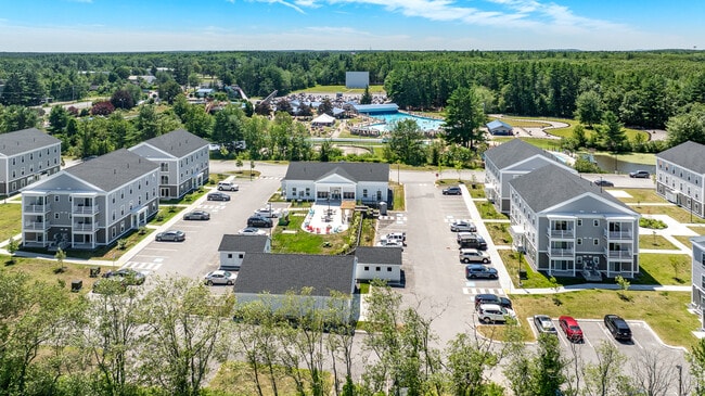 Cloverleaf Apartments