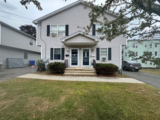 Building Photo - 51-53 Lawe St Unit 51