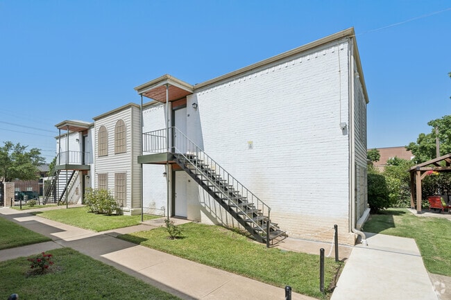 Exterior - Zodiac Apartments