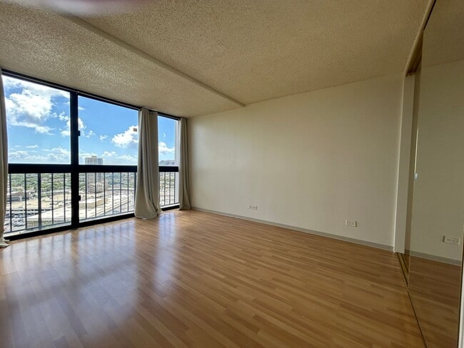 Photo - Kahala Towers Unit A2006