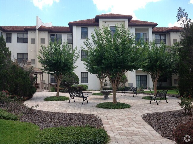 Building Photo - First Floor 2/1 in The Registry at Michiga... Unit 2106 Rental