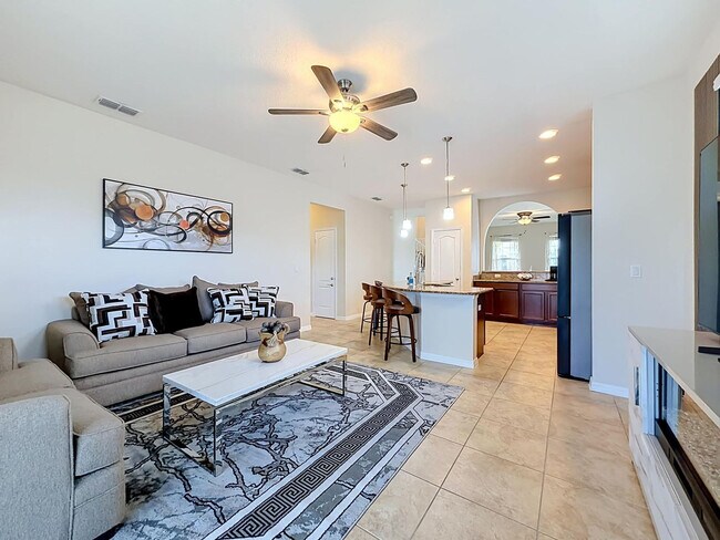 4954 Castle St E Unidad SI ID1574507P