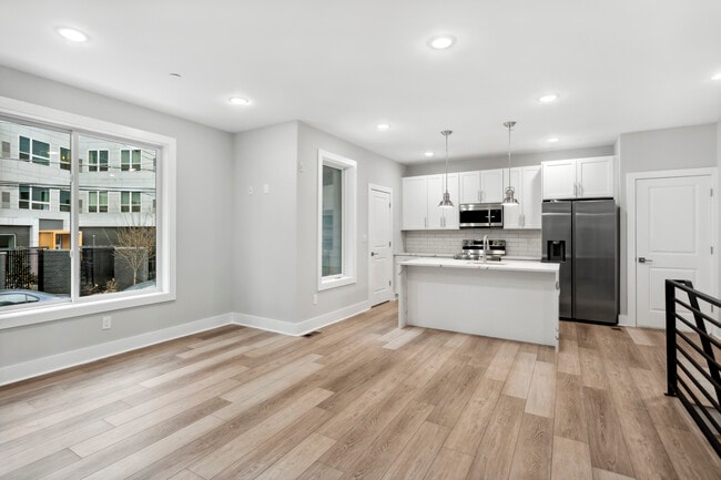 Photo - 2125 E Norris St Apartments Unit 1