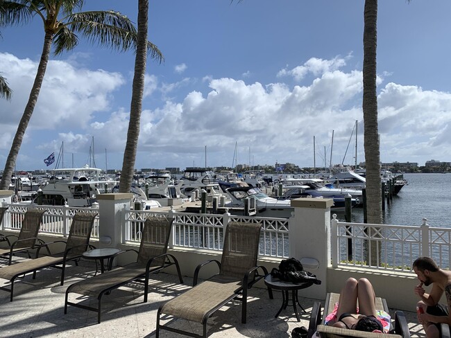 Photo - 802 W Windward Way Unit Ph15