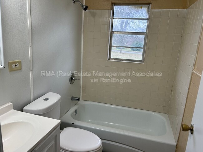 Photo - 220 E Central Ave Unit B