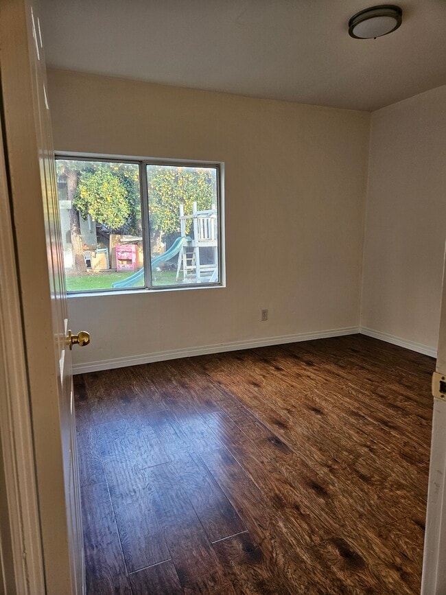 Photo - 1408 N Willowbrook Ave Unit 1408