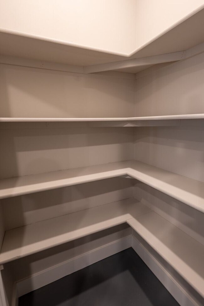 Photo - 2934 W Murdock St Unidad #100