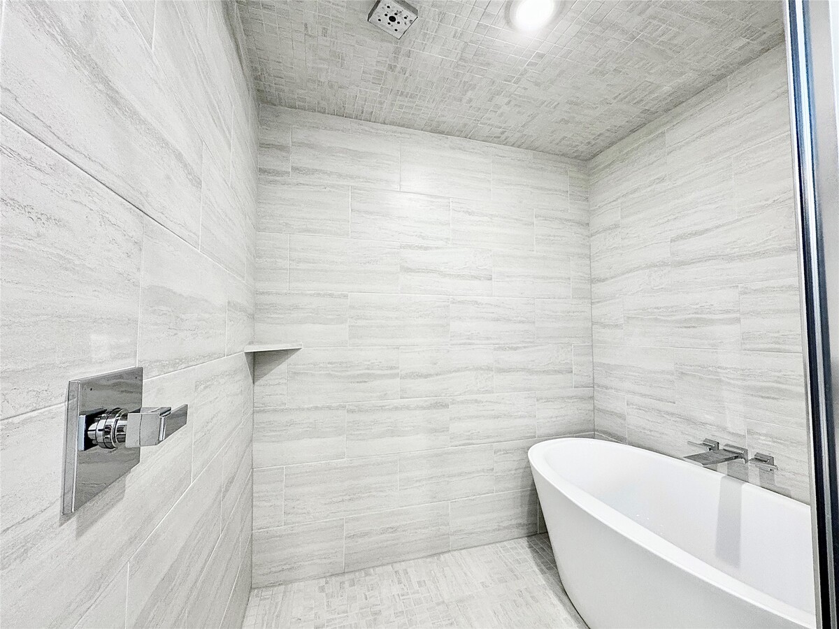 Photo - 5815 Fairdale Ln