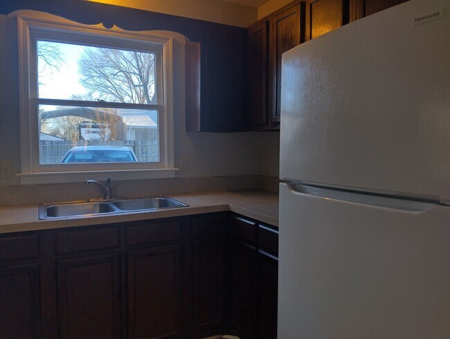 Photo - Newly Renovated 2bd/1ba apartment Unit 7524 Backcorner Dr ( 62)