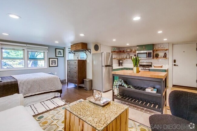 Building Photo - 5438 Gilbert Dr Unit C Rental