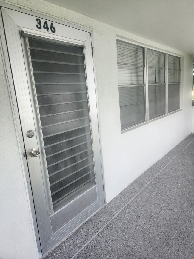 Photo - 346 Windsor N Unit O