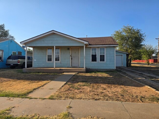 Photo - 2904 Baylor St