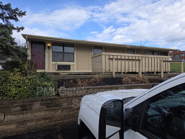 Photo - 9539 Olde Woods Dr