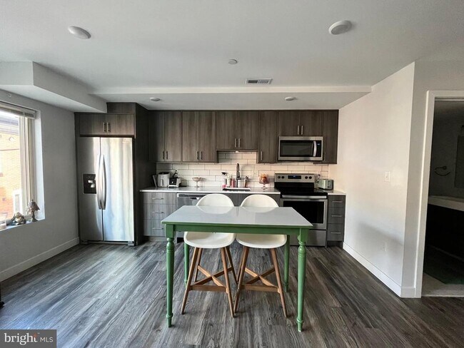 Photo - 1261-63 N Newkirk St Apartment Unit B