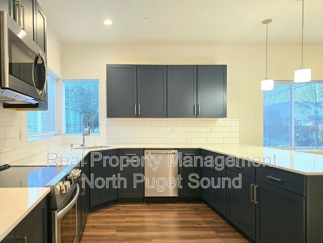 Photo - 17417 W Main St