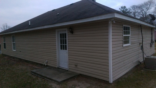 Photo - 3576 Confederate Dr