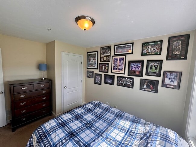 Photo - 14 Merrimac Way Unidad E