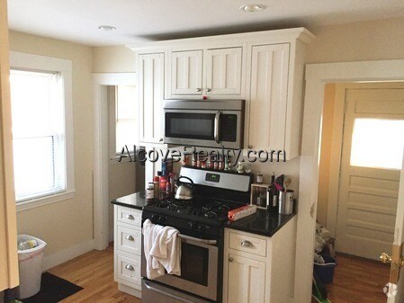 Building Photo - 56 Gordon St Unit 2 Rental
